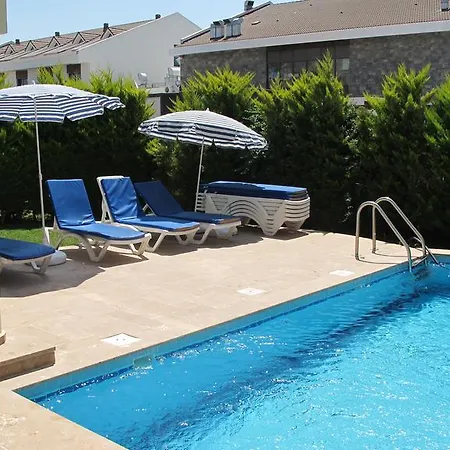 Sunset Beach Club Oyster 09 فيلة *